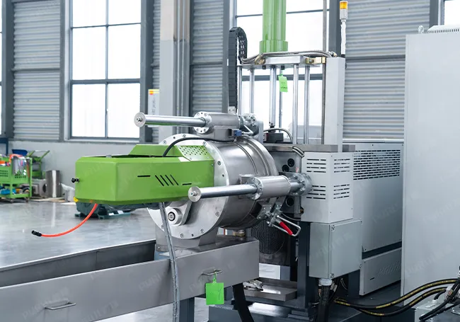 塑料回收造粒机